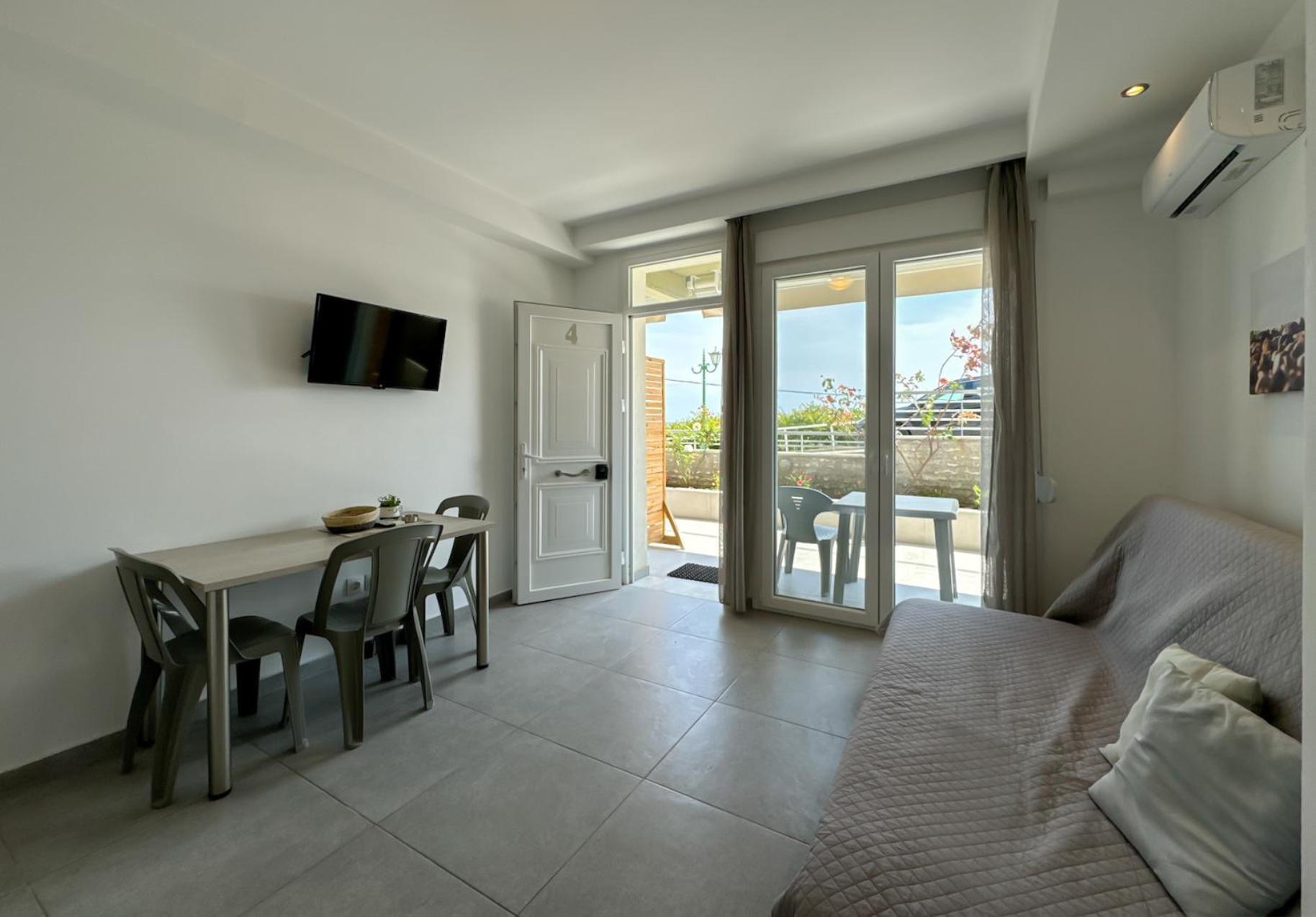 Blue Horizon 6 Apartamento Nea Kallikrateia Exterior foto