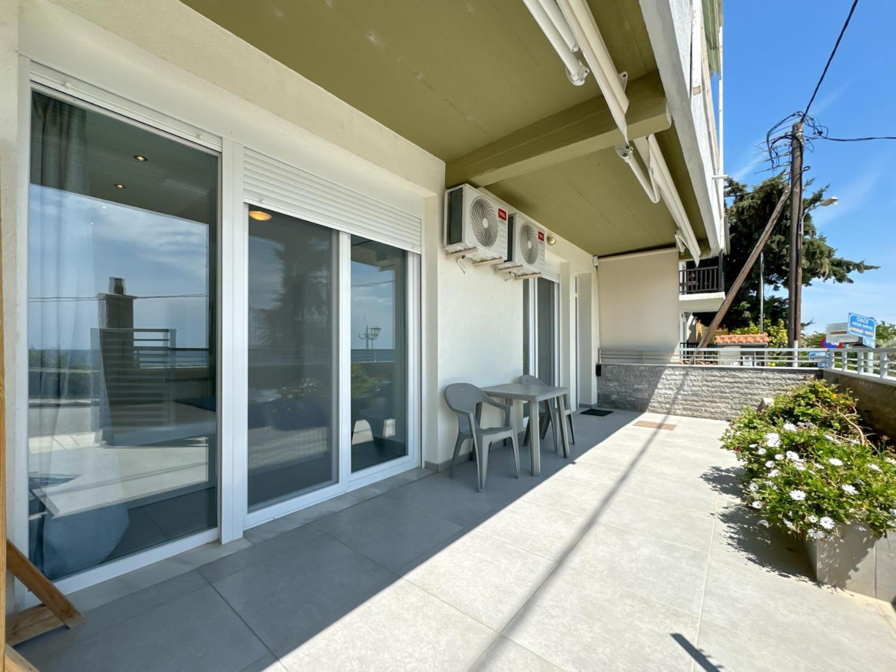 Blue Horizon 6 Apartamento Nea Kallikrateia Exterior foto