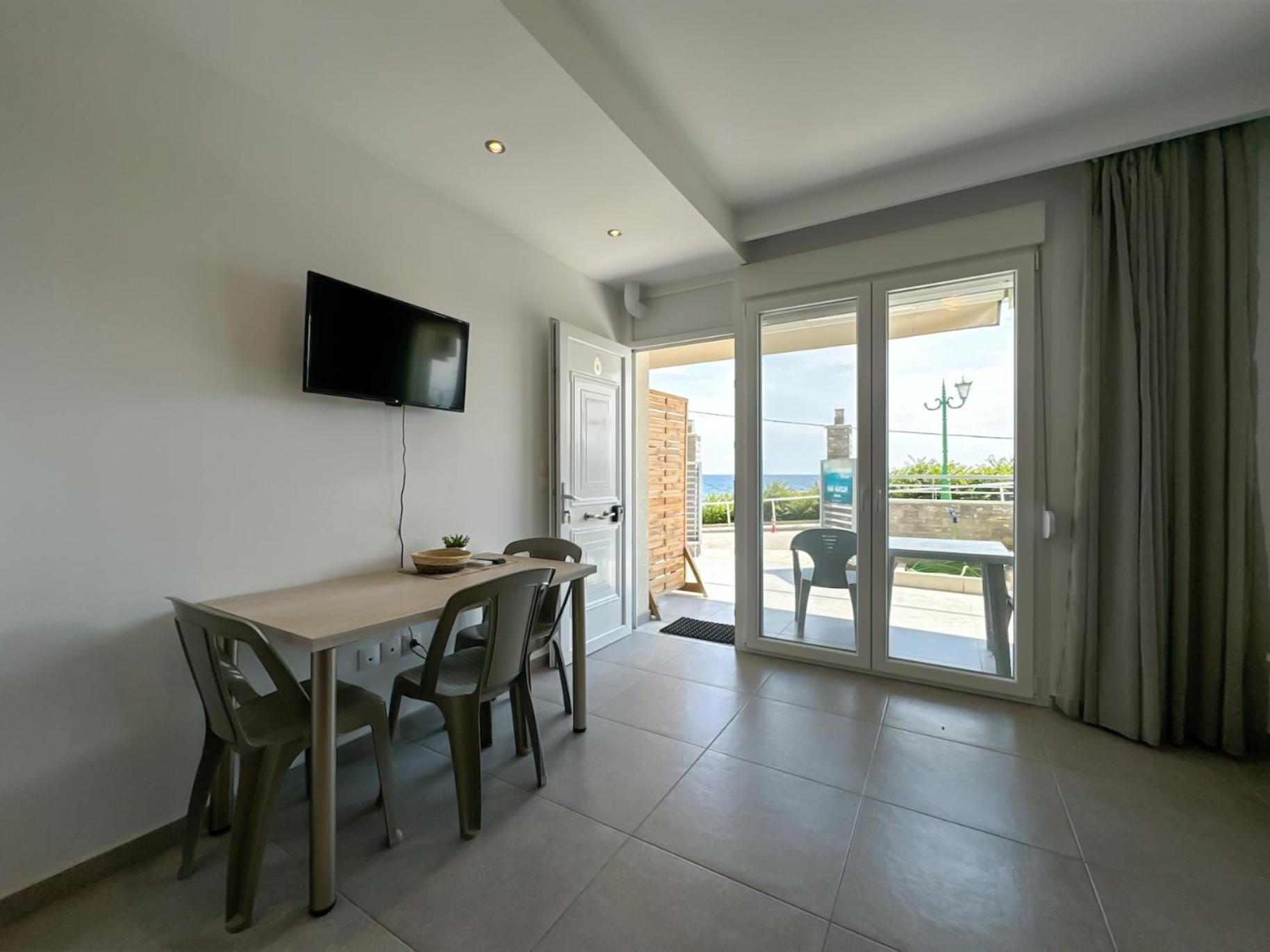 Blue Horizon 6 Apartamento Nea Kallikrateia Exterior foto