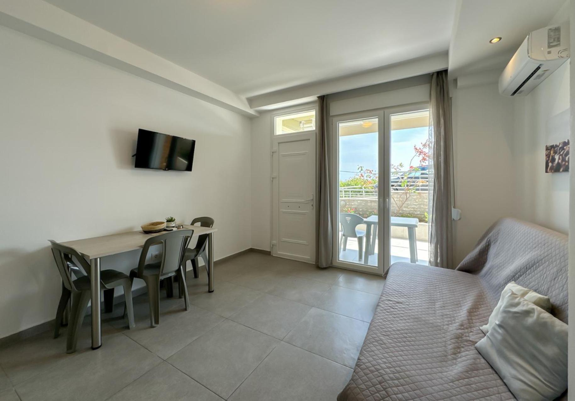Blue Horizon 6 Apartamento Nea Kallikrateia Exterior foto